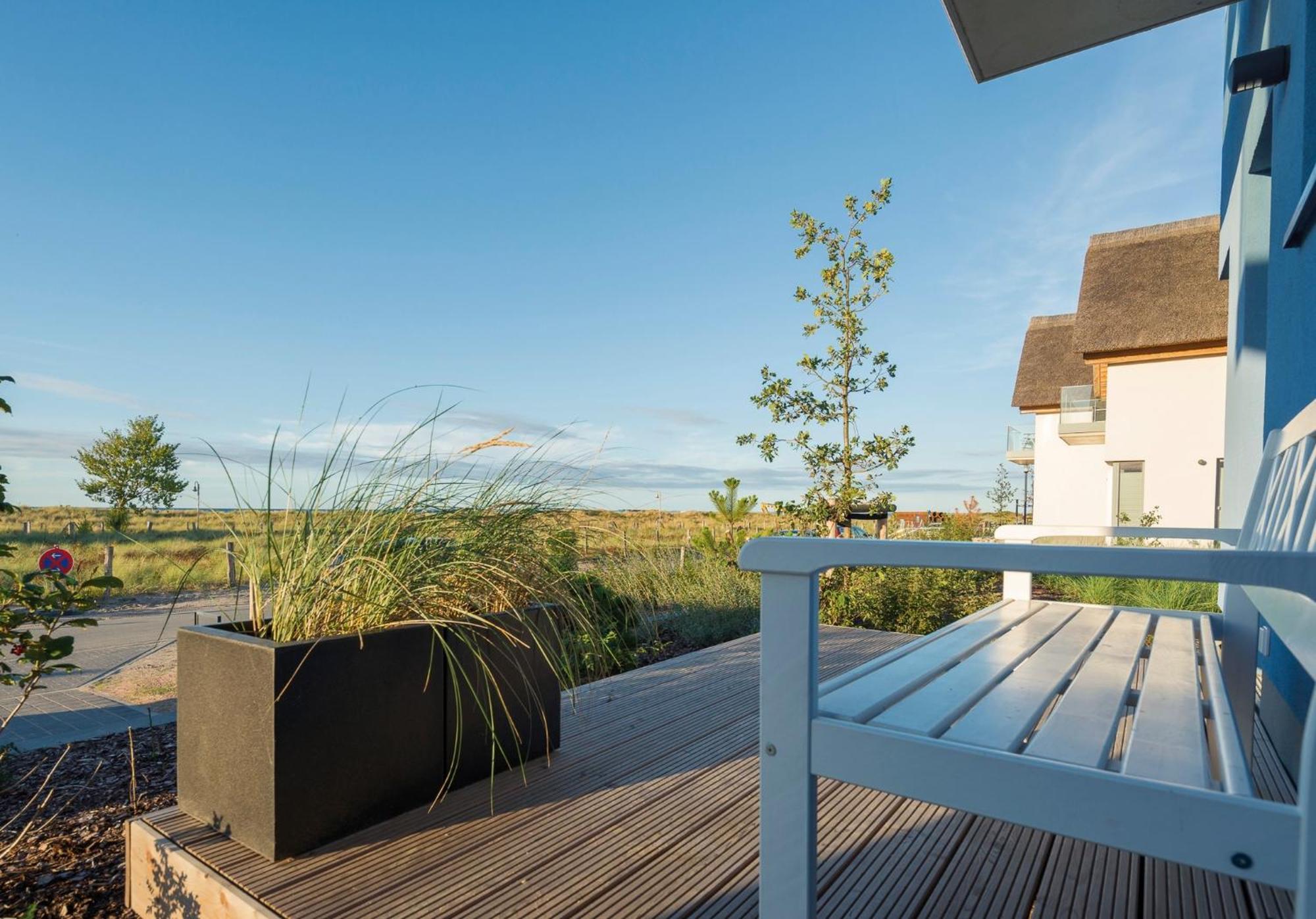 Ostsee - Reetdachhaus Nr 36 Warder im Strand Resort Heiligenhafen Exterior foto