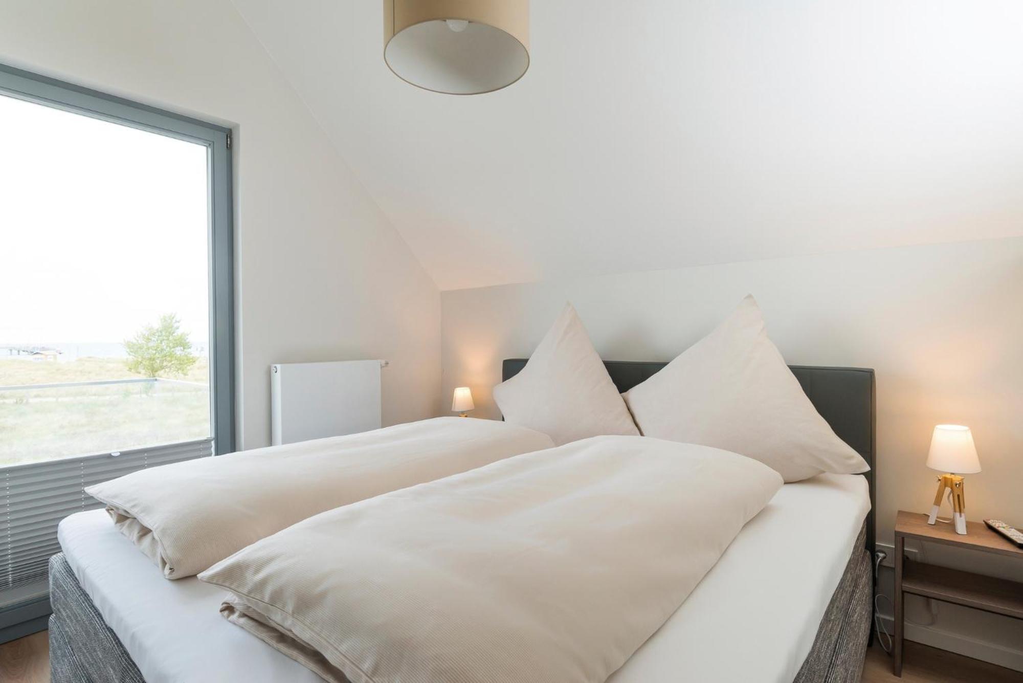 Ostsee - Reetdachhaus Nr 36 Warder im Strand Resort Heiligenhafen Exterior foto